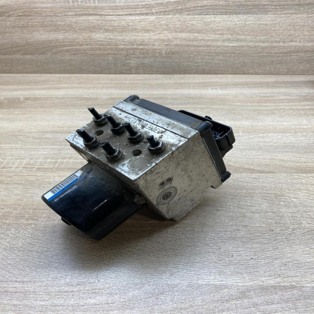 3C0614109C 16431501  ABS Pump Volkswagen PASSAT B6