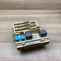 122206JU   Fuse module Lexus RX 330 - 350 - 400H
