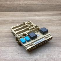 122206JU   Fuse module Lexus RX 330 - 350 - 400H