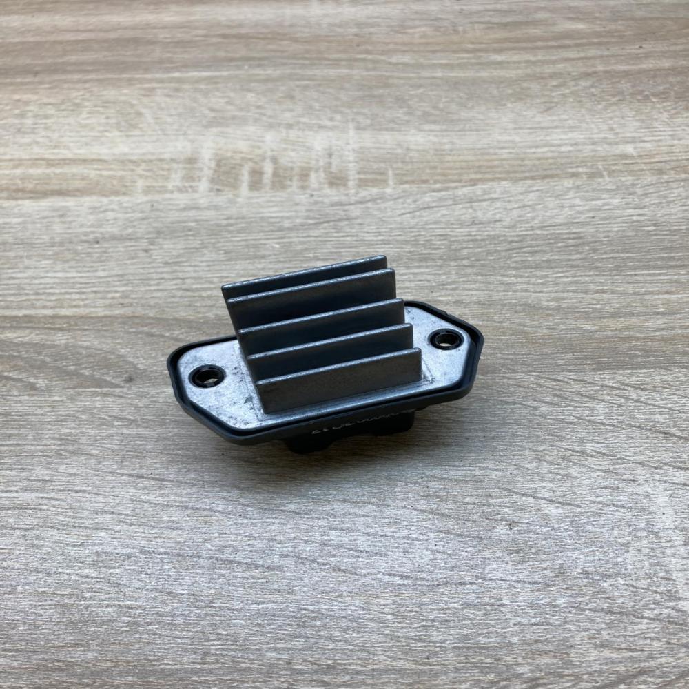3G700 64752 3G70064752  Heater blower motor/fan resistor Honda FR-V