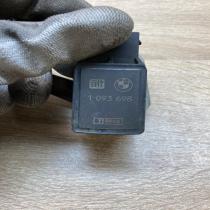 1093698   Headlight level height control switch BMW 5 E39