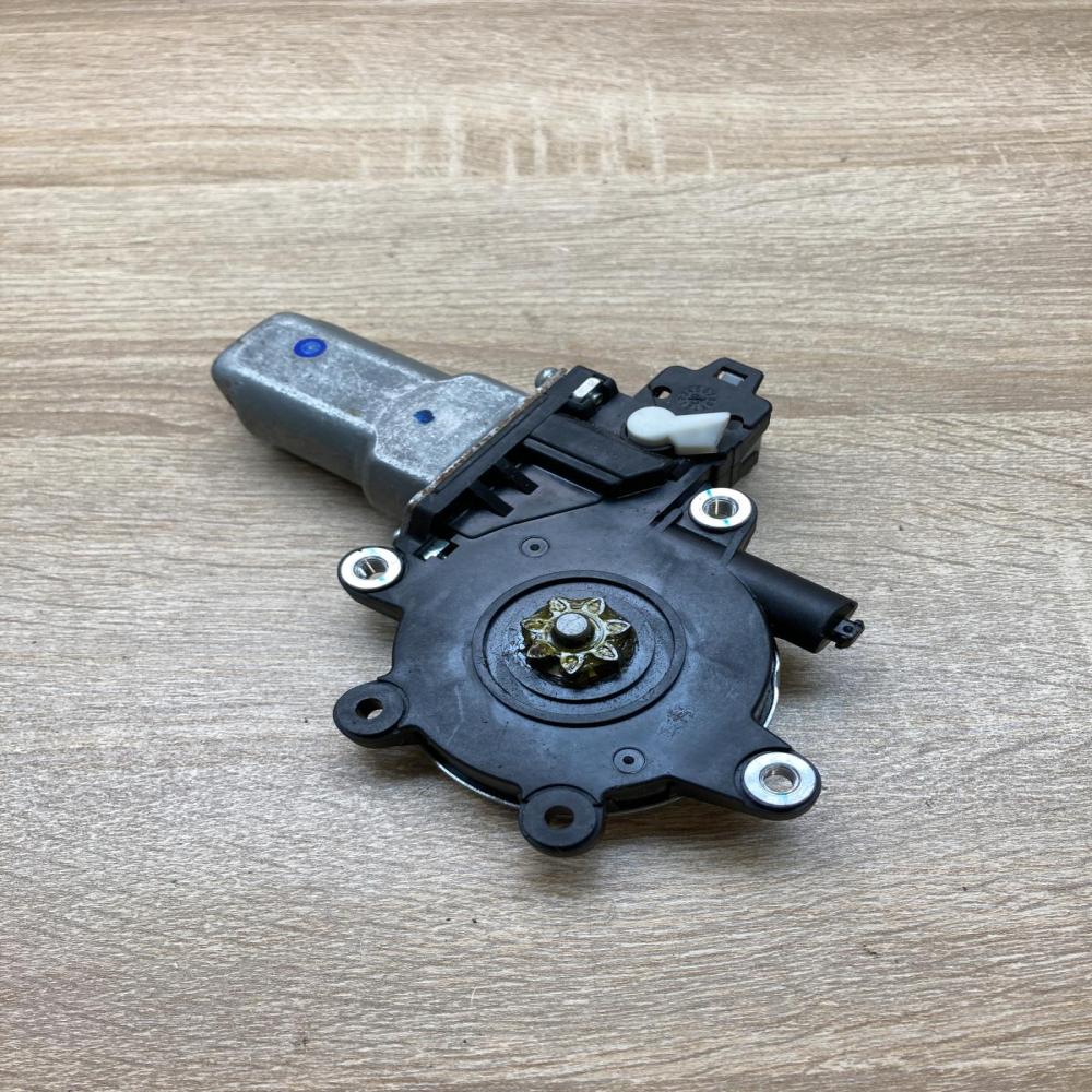 41005GE   Rear door window regulator motor Honda CR-V