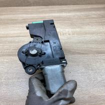 12VWR52   Front door window regulator motor Honda Accord