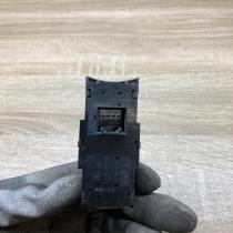 7L6927225E   Suspension ride height/mode switch Volkswagen Touareg I