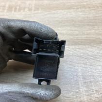 25411 AV600 25411AV600  Electric window control switch Nissan Primera