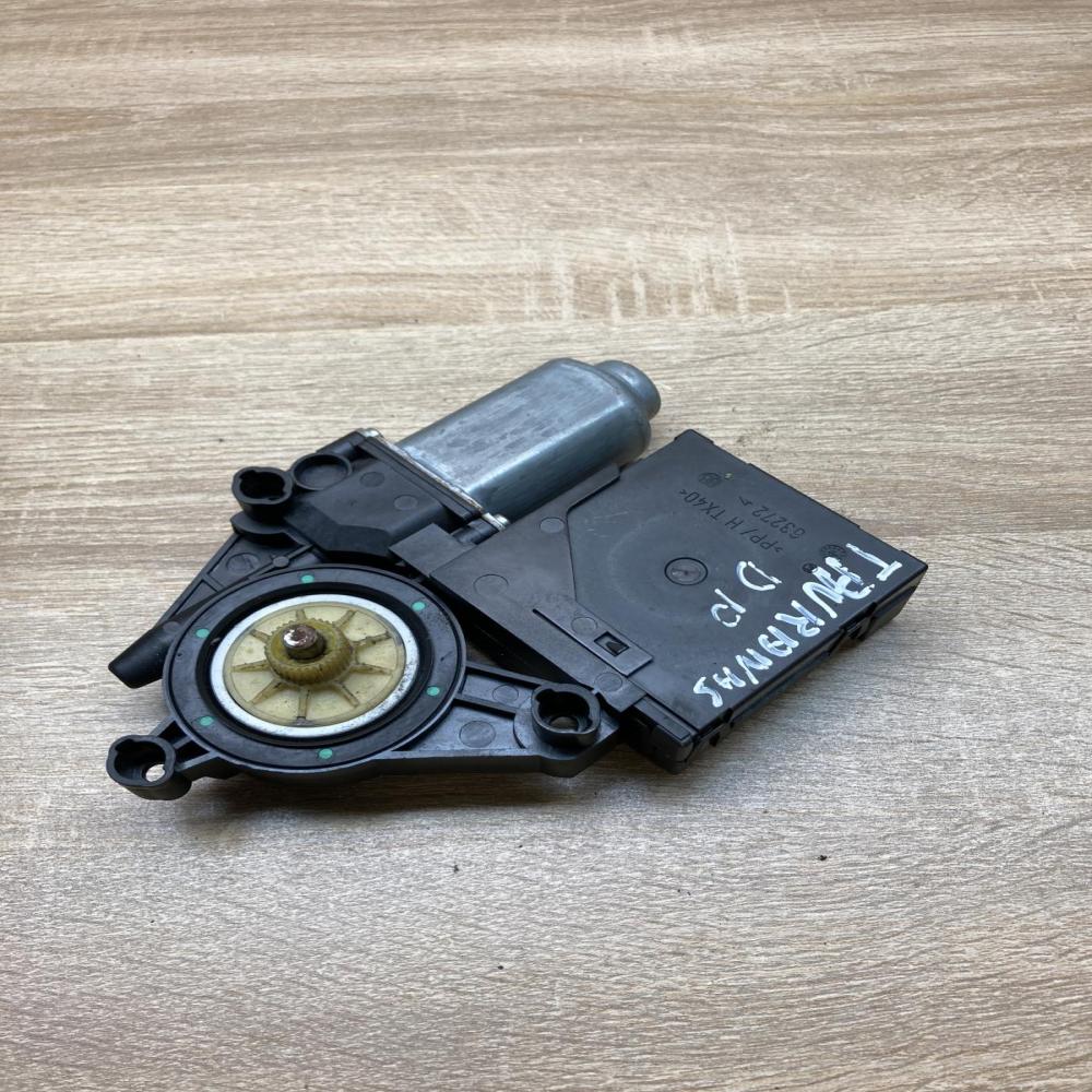 1K0959792D 1T0959702A  Front door window regulator motor Volkswagen Touran I
