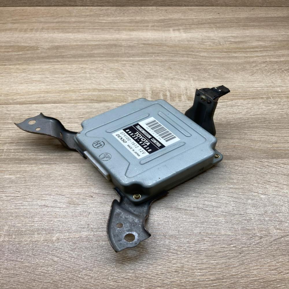 89535 47010 8953547010  Gearbox control unit/module Toyota Prius (XW20)