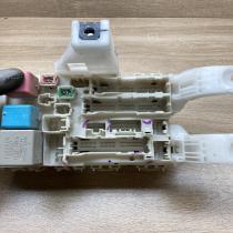 82730 47290 8273047290  Fuse module Toyota Prius (XW20)