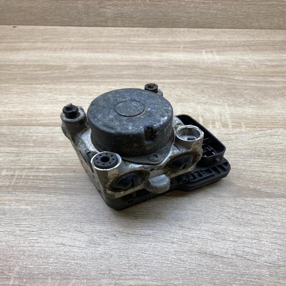 44510 44110 4451044110 89541 44130 ABS Pump Toyota Avensis Verso