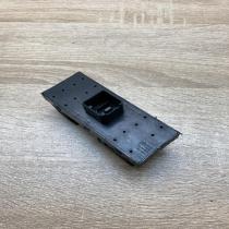 7L6959857A   Electric window control switch Volkswagen Touareg I