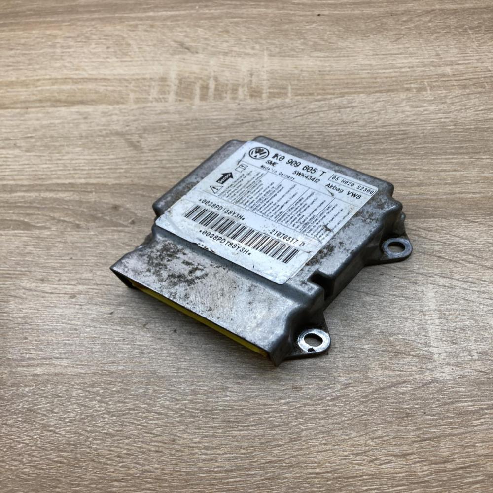 1K0909605T 5WK43412  Airbag control unit/module Skoda Octavia Mk2 (1Z)