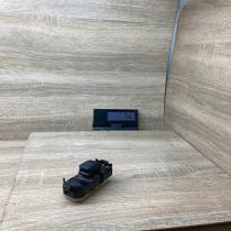 84030 13031 8403013031  Electric window control switch Toyota Corolla E120 E130