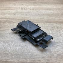 83760 SW E010   Electric window control switch Honda CR-V