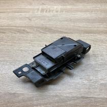 83760 SW E010   Electric window control switch Honda CR-V