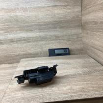 83760 SW E010   Electric window control switch Honda CR-V