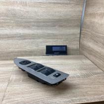 C8H D135 C808 66 350A  Electric window control switch Mazda Premacy
