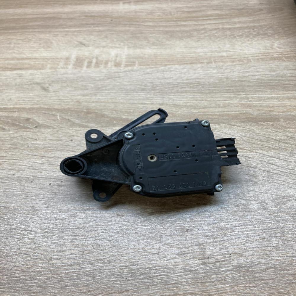 6NN007626 W964015F  Air flap motor/actuator Volkswagen Golf IV