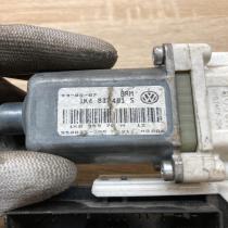 1K0959793J 1K4837401S  Front door window regulator motor Volkswagen Golf V