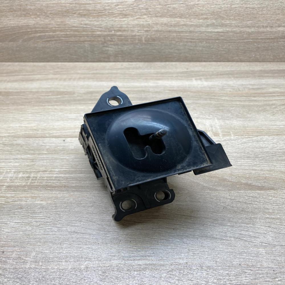 89451 47030 8945147030  Gear shifter/selector Toyota Prius (XW20)