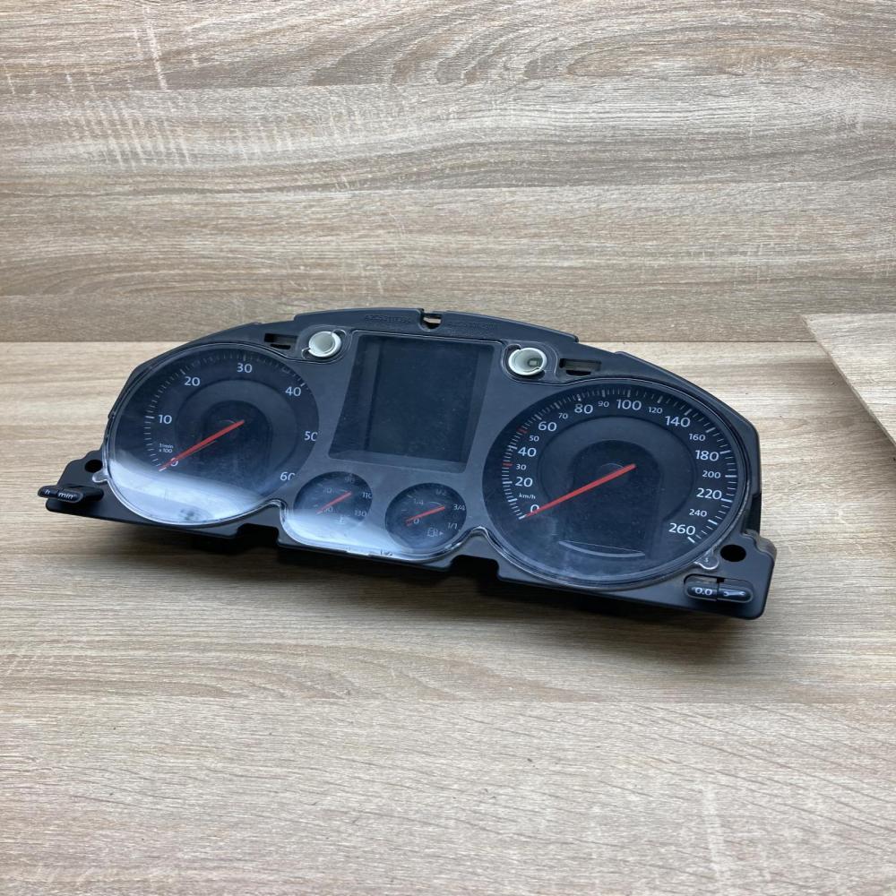 3C0920871E   Speedometer (instrument cluster) Volkswagen PASSAT B6
