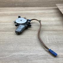 WR 5 12V   Rear door window regulator motor Honda CR-V