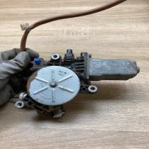 WR 5 12V   Rear door window regulator motor Honda CR-V