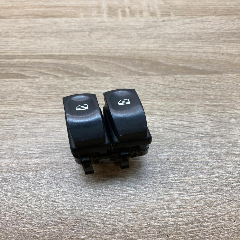 Renault driver window switch   Electric window control switch Renault Megane I