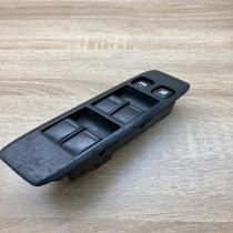 25401 AV640 25401AV640  Electric window control switch Nissan Primera