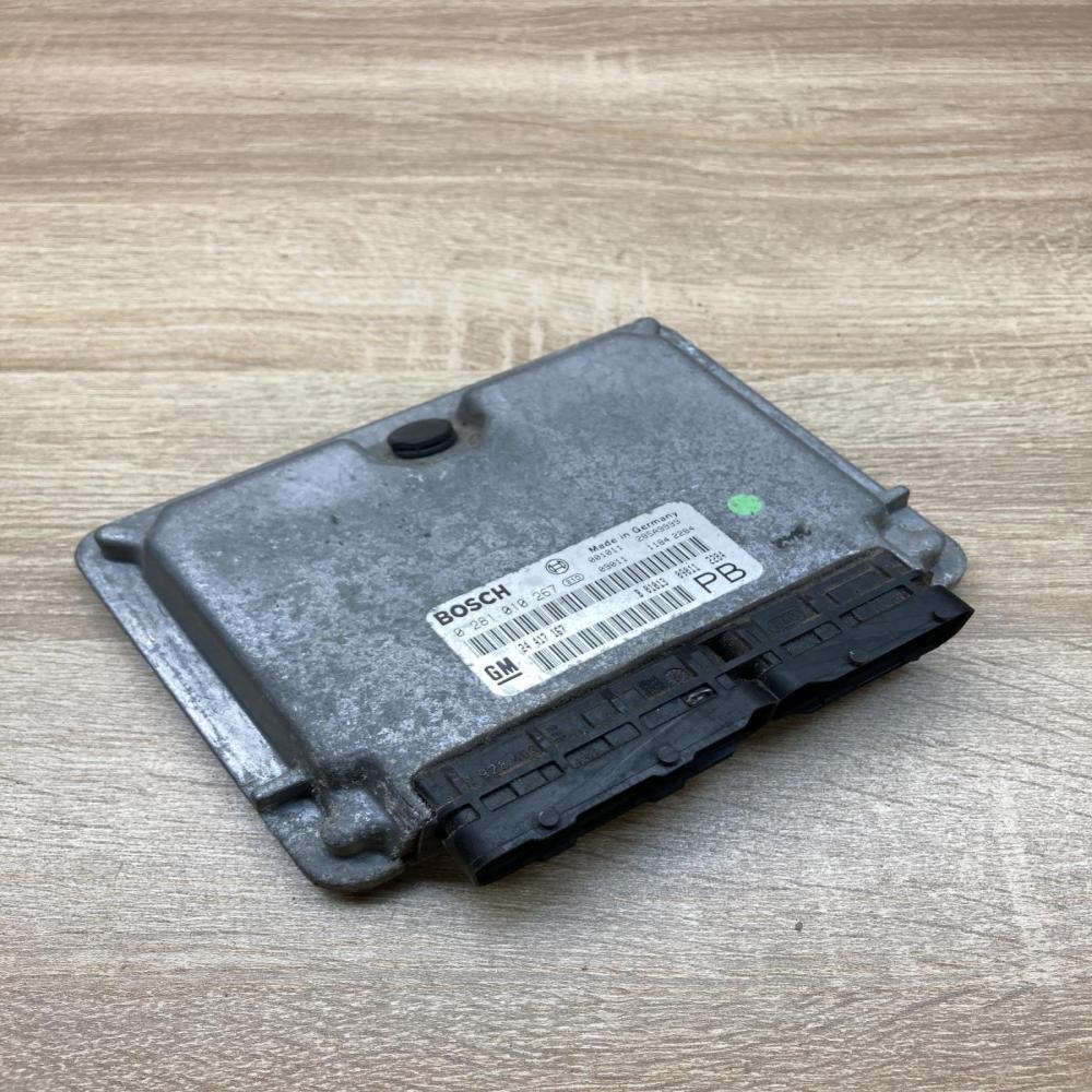 24417167 0281010267  Engine control unit/module ECU Opel Astra G