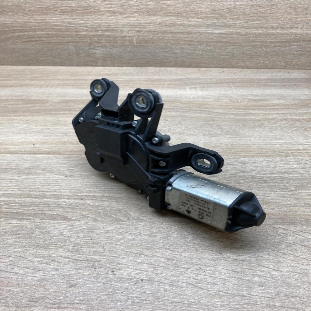 1Z9955711B   Rear window wiper motor Skoda Octavia Mk2 (1Z)