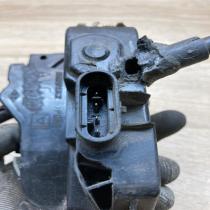 000661 AVY394 Laguna front door lock  Front door lock Renault Laguna II