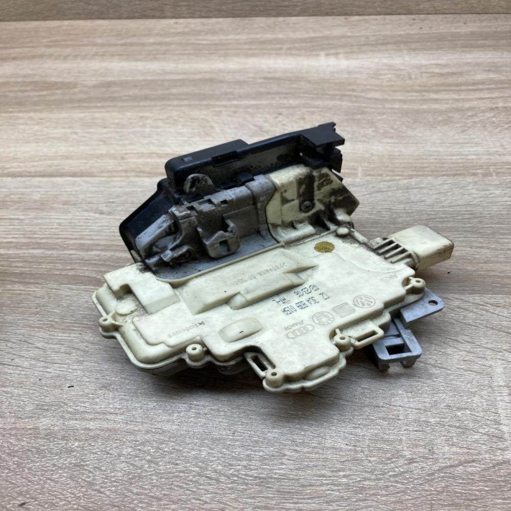 3C4839015A   Rear door window regulator motor Volkswagen PASSAT B6