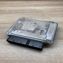 03G906021LB 0281013238  Engine control unit/module ECU Skoda Octavia Mk2 (1Z)