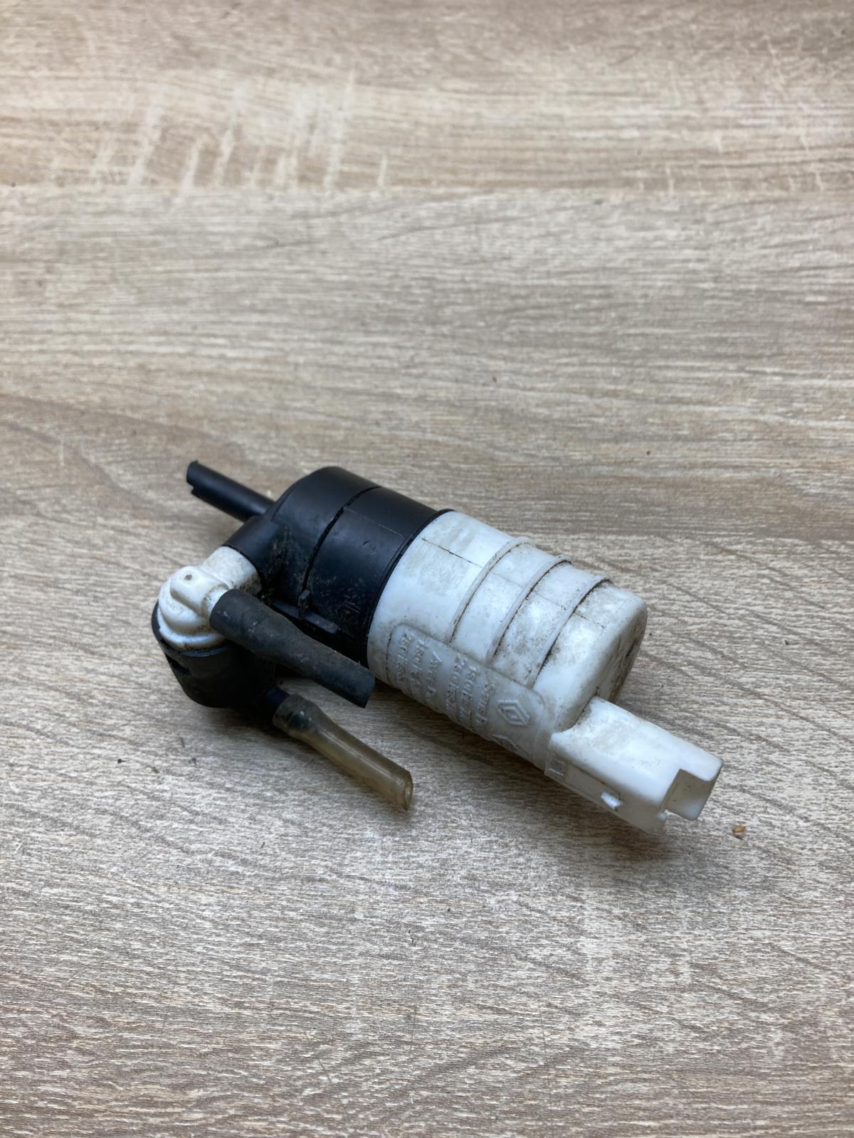 7700431079 7700430702  Windscreen/windshield washer pump Renault Scenic II -  Gr