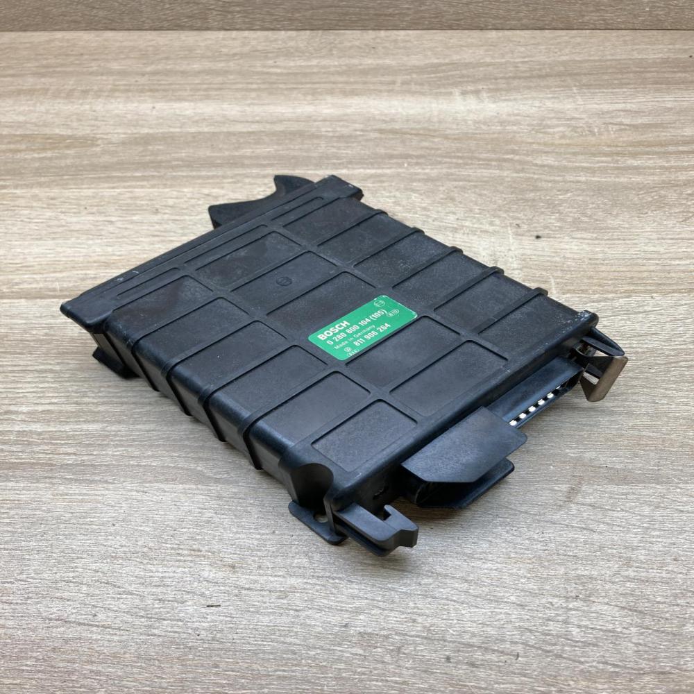 811906264 0280800104  Engine control unit/module ECU Audi 80 90 B3