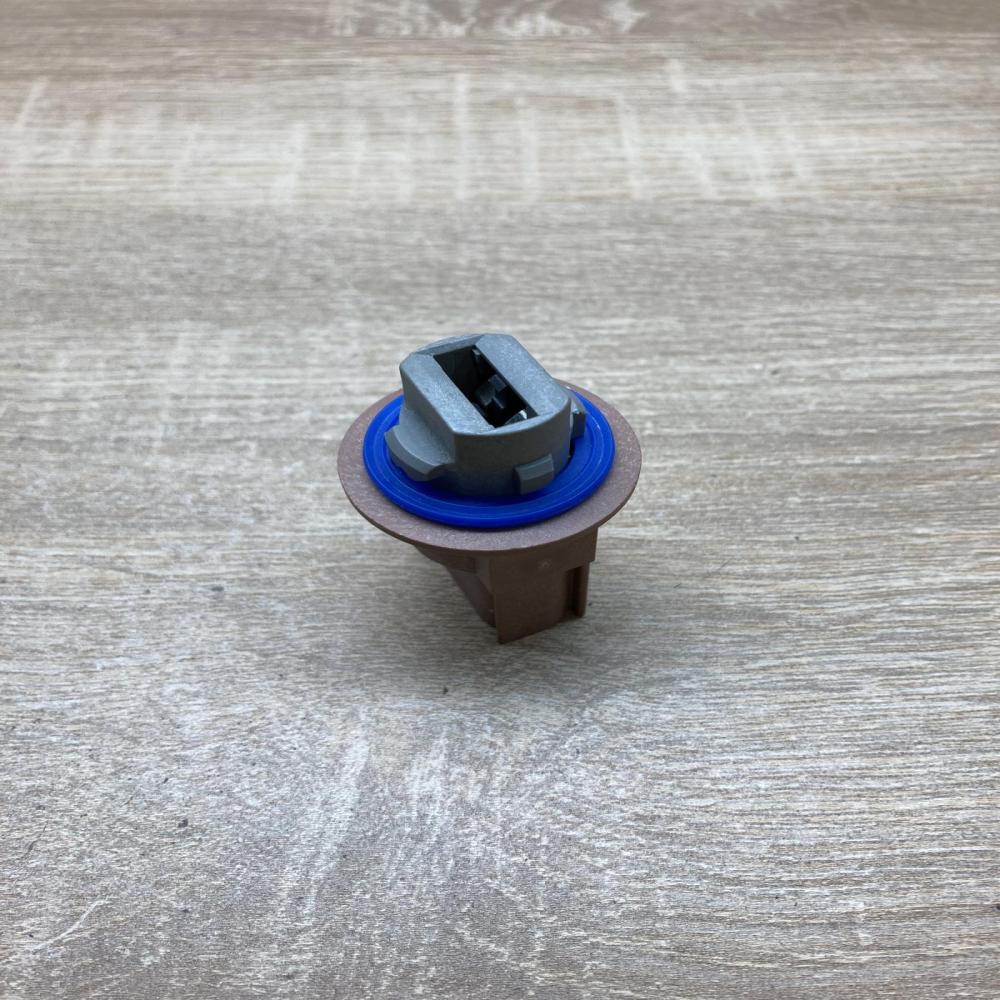 9E53 19411 AA 9E5319411AA  Tail light bulb cover holder Ford Escort