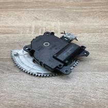13800 2800   Air flap motor/actuator Toyota Avensis T270