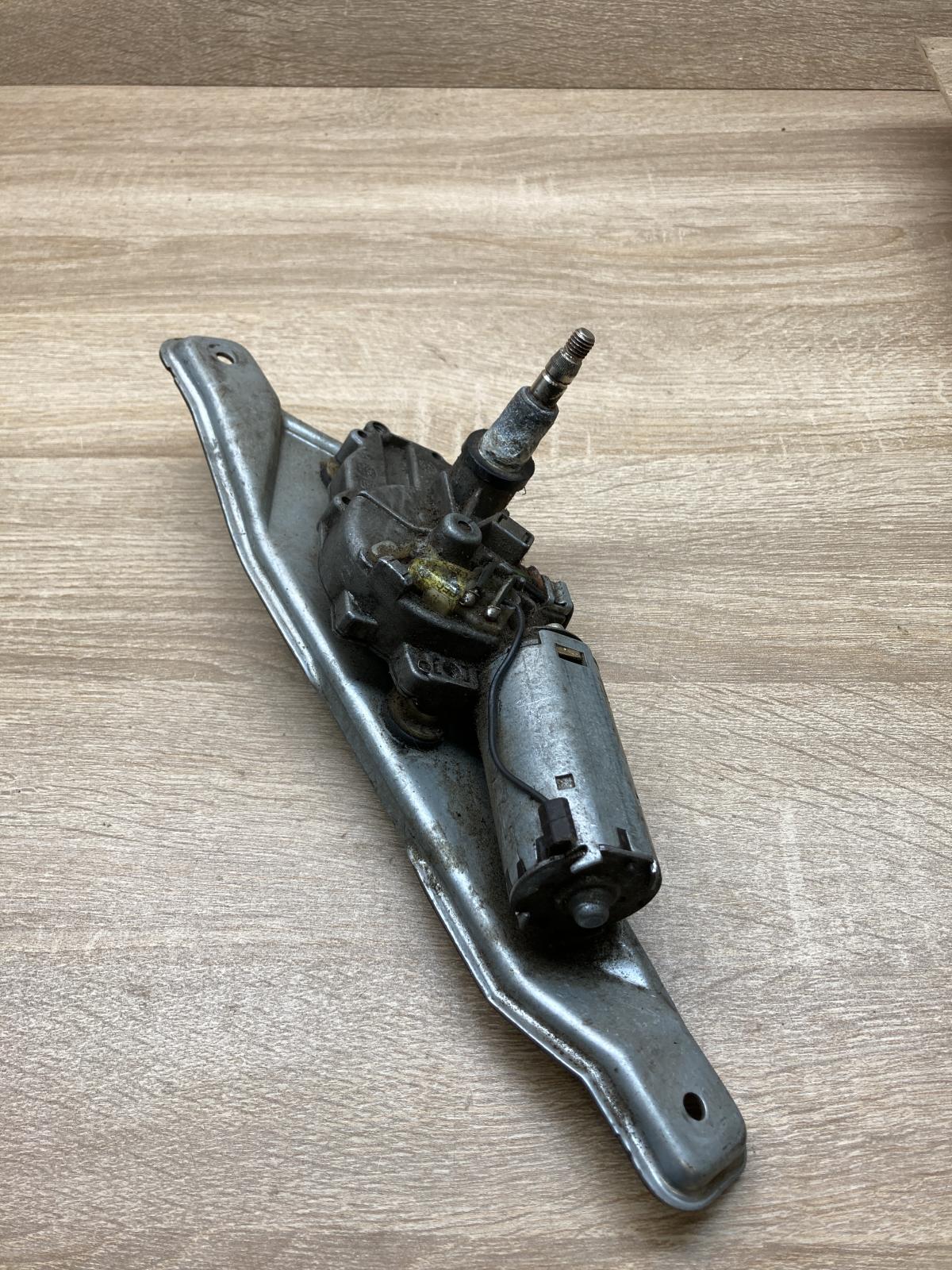 7M0955711 95VW A17K441 AA  Rear window wiper motor Volkswagen Sharan