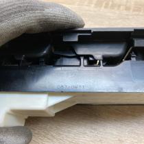 087 0W31   Electric window control switch Toyota Auris E180