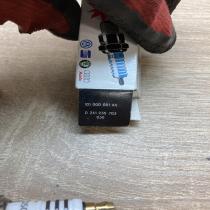 101000051AA 0241235703  Spark plug Volkswagen Multivan T5