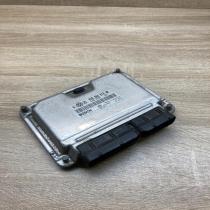 038906019AR 0281010215  Engine control unit/module ECU Volkswagen Bora