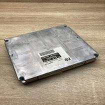 89661 05821 8966105821 MB175800 8330 Engine control unit/module ECU Toyota Avens