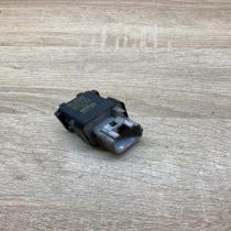 28610 67010 2861067010 156700 0671 Glow plug pre-heat relay Toyota Avensis T270
