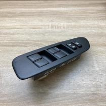 924 1E77 Driver site LHD  Electric window control switch Toyota Auris 150