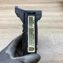 88650 0F111 MB177700 2201  Air conditioner control unit module Toyota Verso