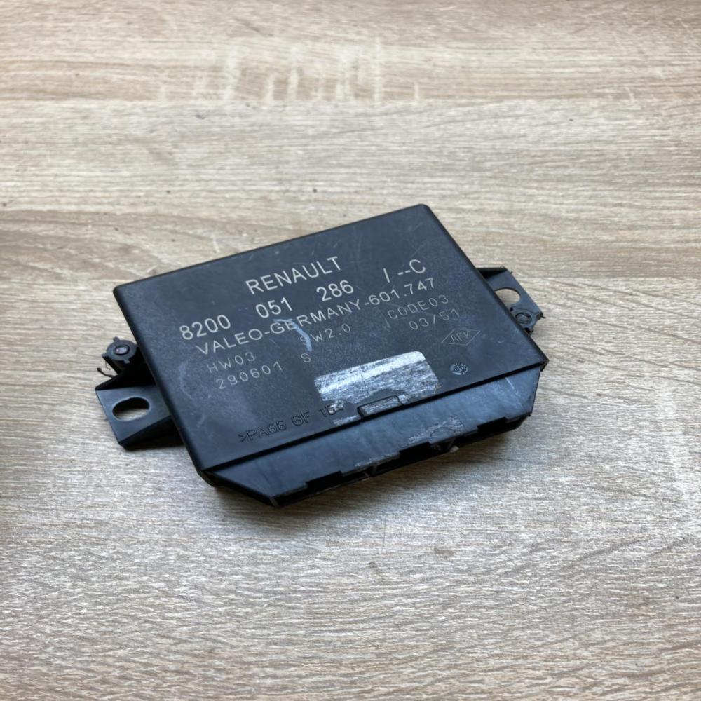 8200051286C 290601  Parking PDC control unit/module Renault Espace IV