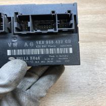 1K0959433CB 5DK008977  Door control unit/module Volkswagen Touran I