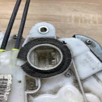 07170A Front right side  Front door lock Honda Civic