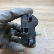 3F120 30850   Air flap motor/actuator Nissan 350Z