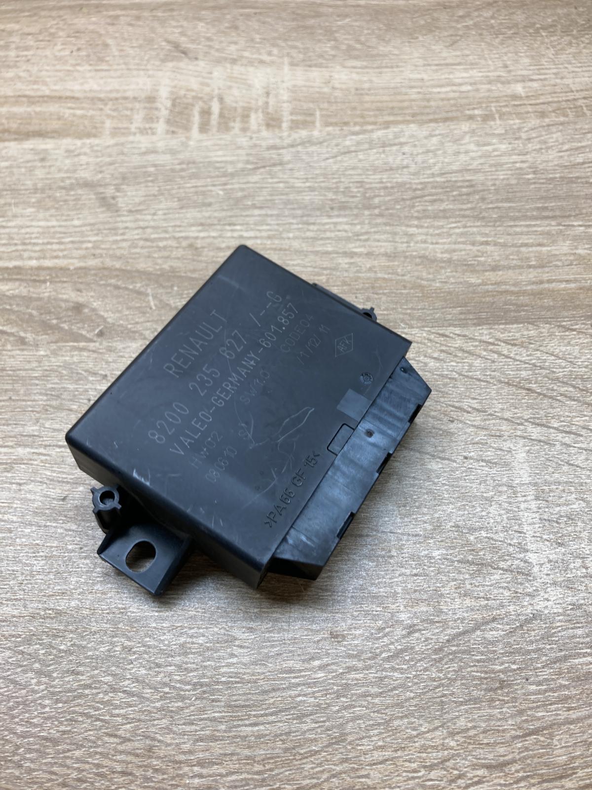 8200235627G 601857  Parking PDC control unit/module Renault Scenic II -  Grand s